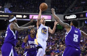 stephen-curry-demarcus-cousins-jason-thompson-rudy-gay-nba-golden-state-warriors-sacramento-kings-850x560