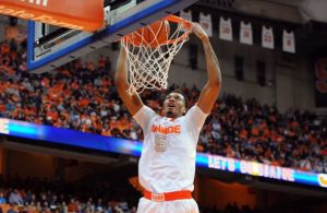 chris-mccullough-ncaa-basketball-loyola-maryland-syracuse1-590x900